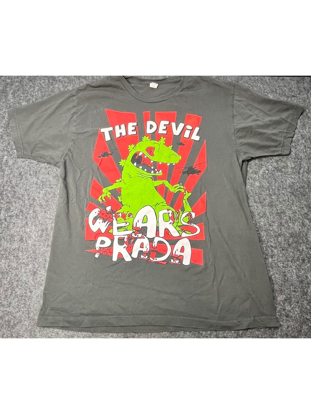 Heavy Metal The Devil Wears Prada Graphic T-Shirt Size Large